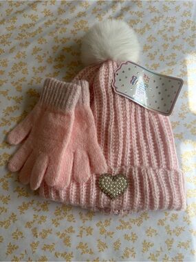 Cat & Jack Pink Knit Pom Pom Beanie and Gloves Set with Pearl Heart